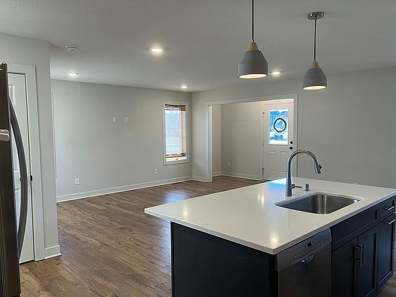 4th image of 6003 51st St NW