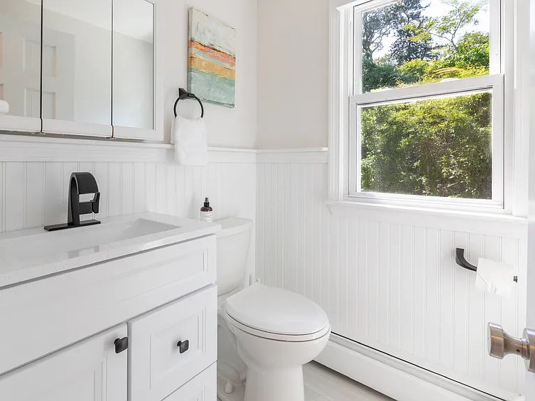549 S Orleans Rd — Photo 23