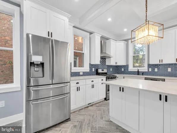 236 Collins Ave, Baltimore, MD 21229
