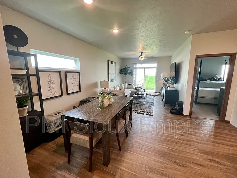 5510 E Lebridge St — Photo 10