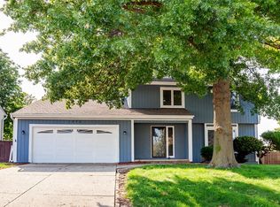 1670 NW 100th Pl, Clive, IA 50325