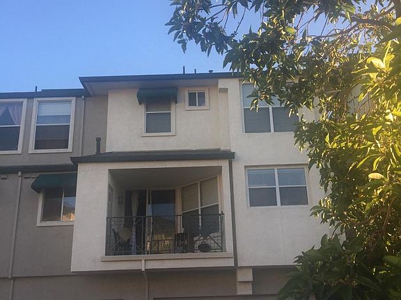 2nd image of 401 Baltic Cir Unit 429