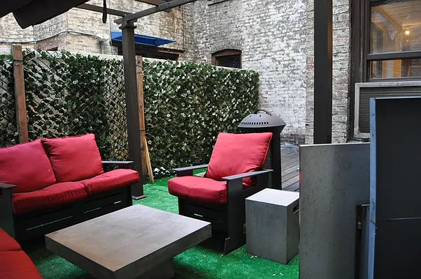 Rented by Sky Management | media 29