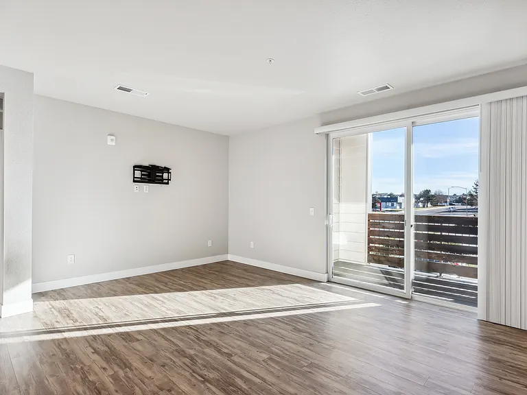 981 S Sable Blvd #208 — Photo 4