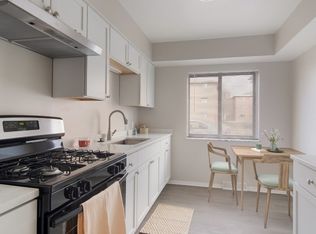 Southgate Manor Apartments, Bedford, OH 44146