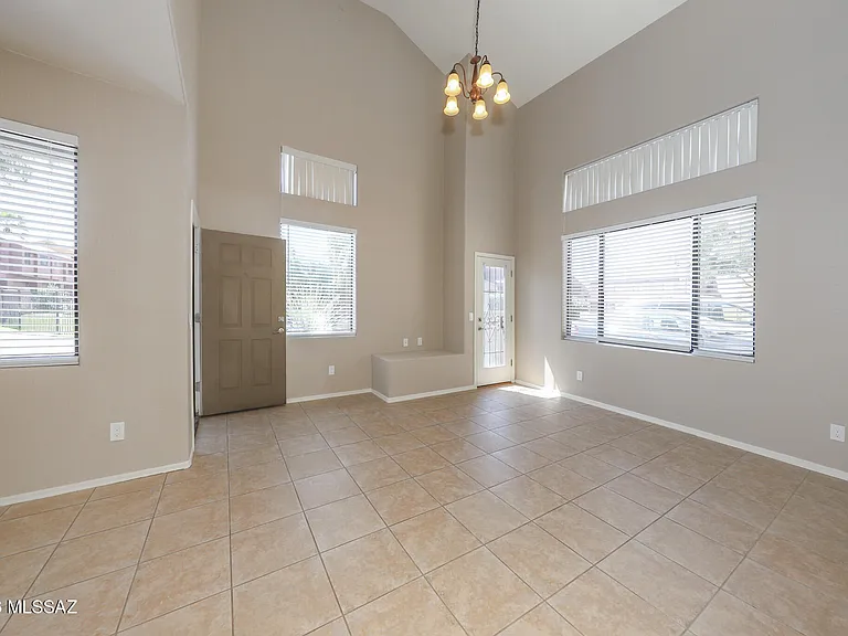 4061 N Weimer Pl #26 — Photo 5