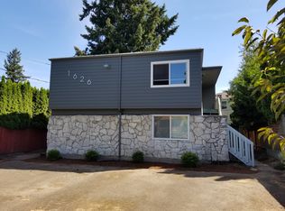1626 SE Lexington St APT 1, Portland, OR 97202