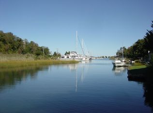 125 Shore Rd, Southampton, NY 11968