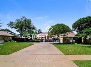 2229 Woodview Dr, Flower Mound, TX 75028