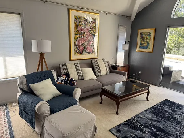 2109 Stonefield Ln, Santa Rosa, CA 95403