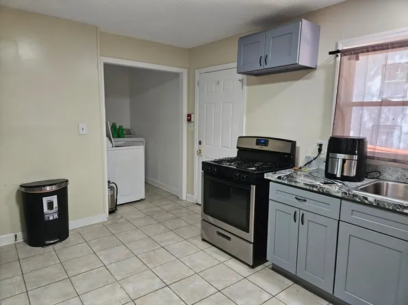 1154 Central Ave, Memphis, TN