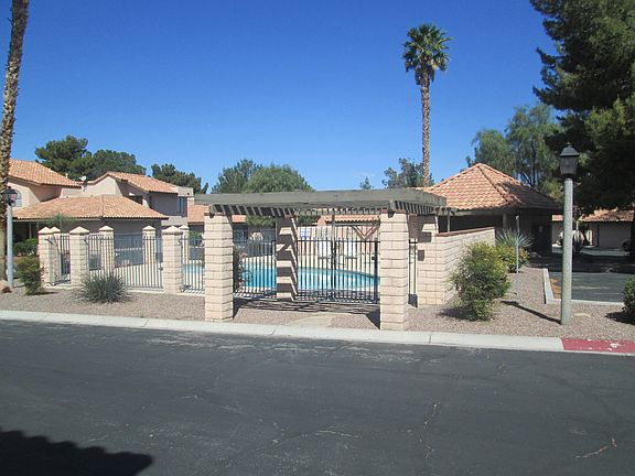 2nd image of 2865 Laguna Dulce Way