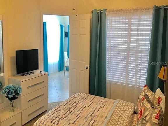 5th image of 10764 70th Ave #7306