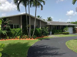 14320 SW 92nd Ave, Miami, FL 33176