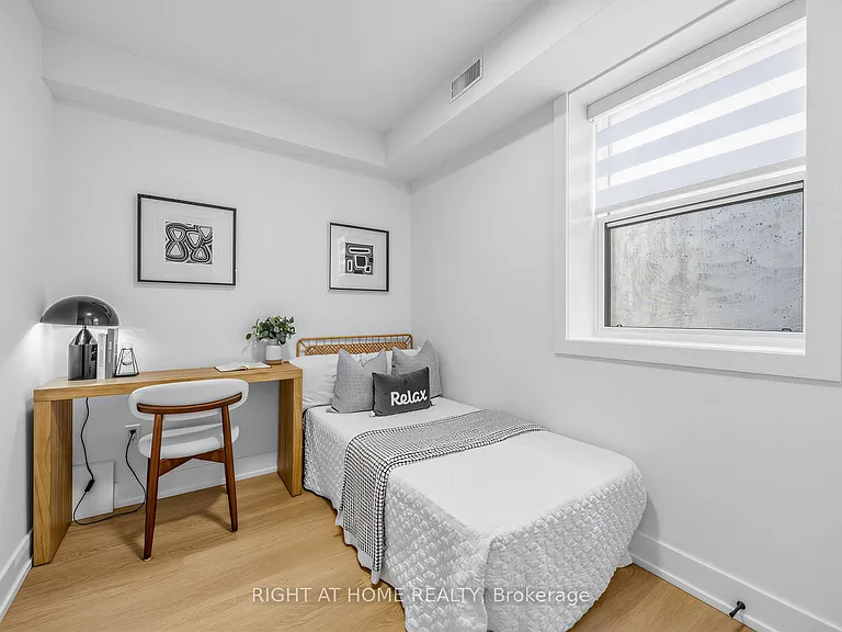 1416 Islington Ave #C — Photo 14