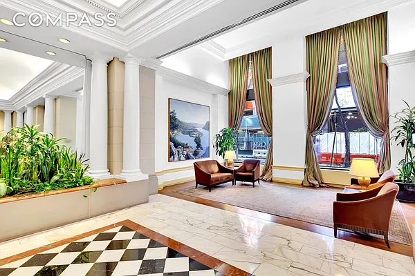 Rented by Compass | media 43