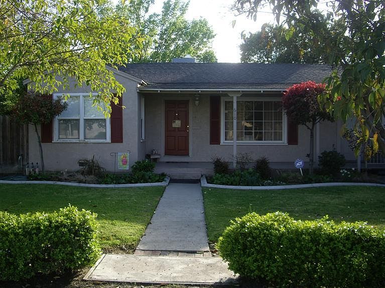 1st image of 610 S Minaret Ave
