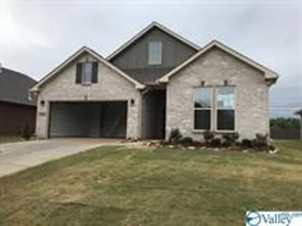 226 Pumprock Dr, Huntsville, AL 35806