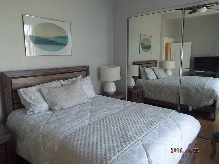 C Ave — Photo 16
