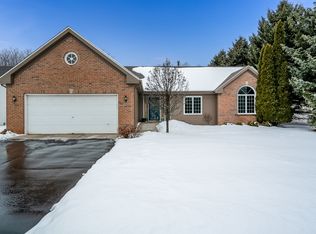 3098 N Trainer Rd, Rockford, IL 61114