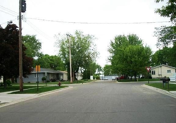 3rd image of 121 Western Ave S
