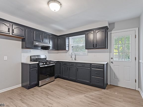 2nd image of 155 Broughton Ave