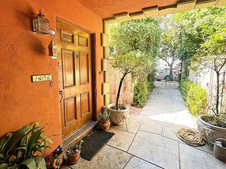 1436-1450 Laurel Ave. Los Angeles, CA 90046 — Photo 11