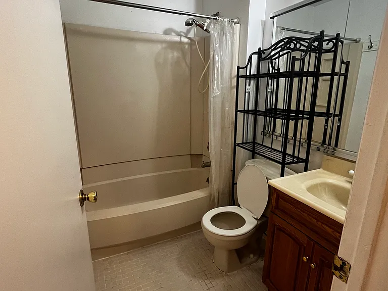 Common bathroom