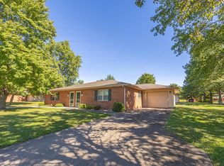 10715 Oak Blvd, Lawrenceville, IL 62439