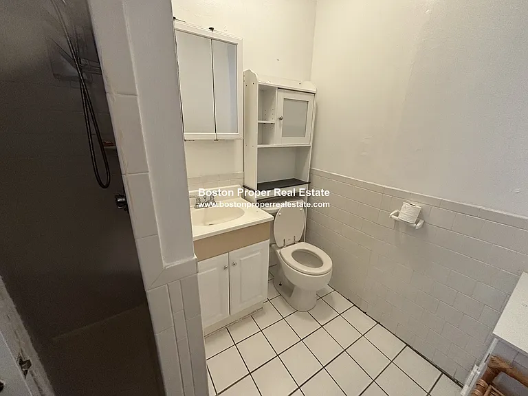 109 Dartmouth St #19 — Photo 4