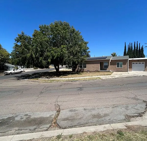 1835 Dayton Dr — Photo 18