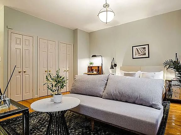 2nd image of 305 E 95th St APT 3C