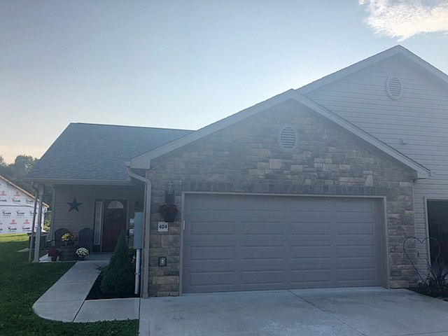 1st image of 404 Wimbledon Dr