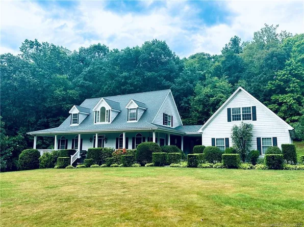 687 Old Waterbury Road, Southbury, CT 06488