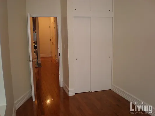 Rented by Living New York | media 12