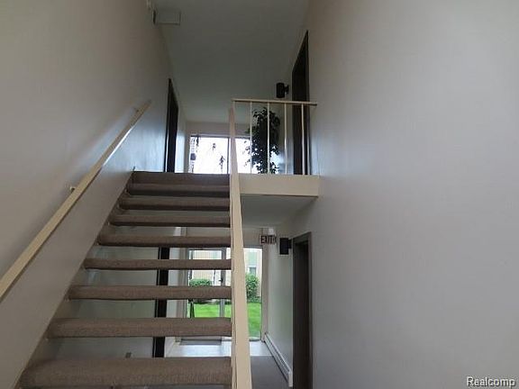 3rd image of 33399 Fargo St #57