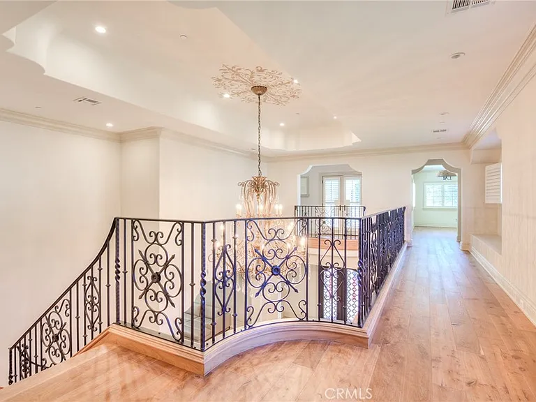 605 Walnut Ave — Photo 36