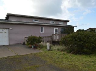 1614 NW Oceanic Loop, Waldport, OR 97394