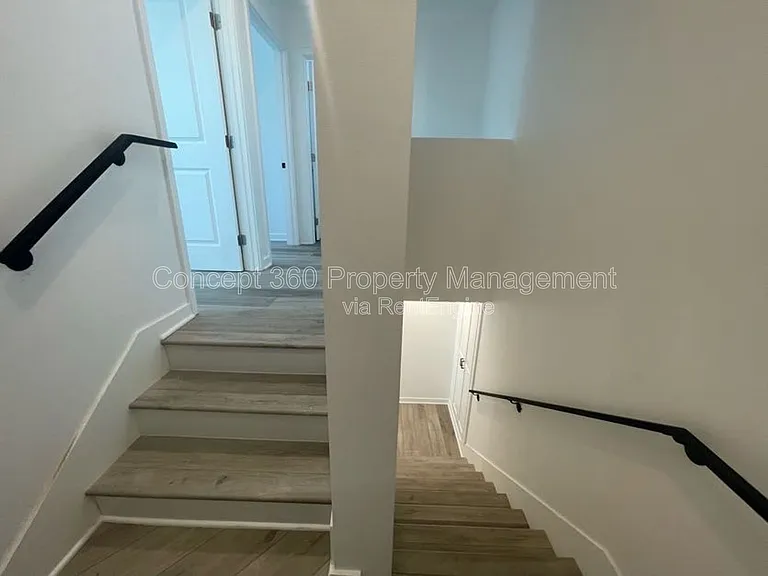 2720 Bomberry St — Photo 8