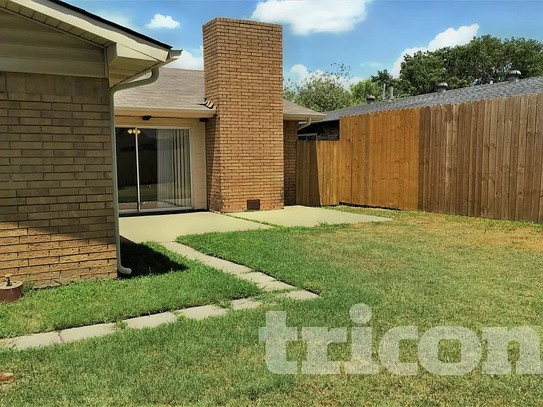 5105 Ragan Dr — Photo 15