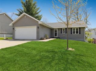 1405 E Clinton Ave, Indianola, IA 50125
