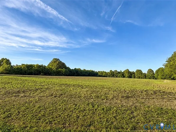 290 King David Ln, Saint Stephens Church, VA 23148