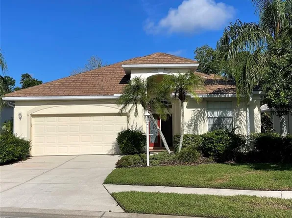 8412 Whispering Woods Ct, Lakewood Ranch, FL 34202