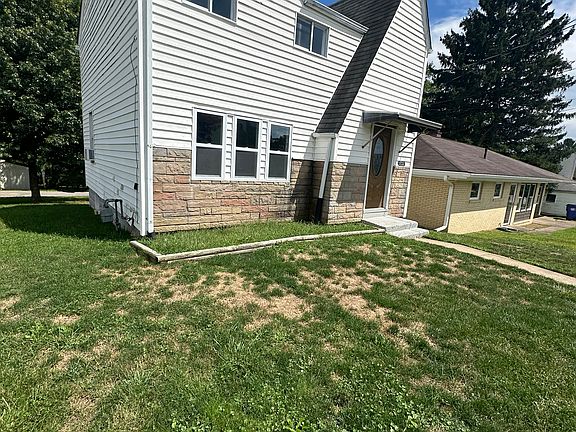 2nd image of 1732 Idaho Ave
