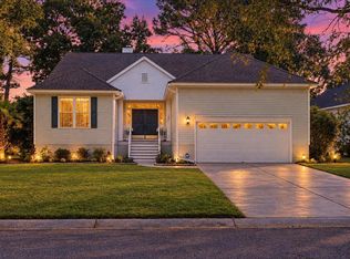 1292 Wisteria Wall Dr, Mount Pleasant, SC 29464