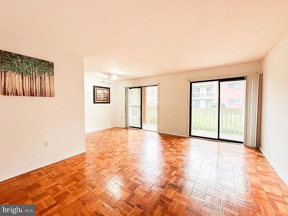 4th image of 7443 Little River Tpke APT 104