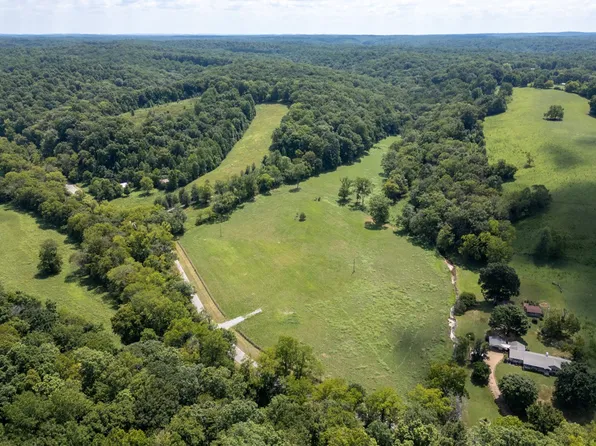 5913 N Lick Creek Rd, Franklin, TN 37064