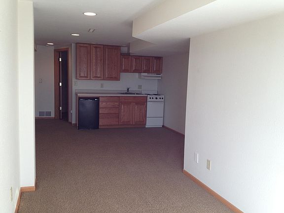 5th image of 108 N Shore Ave