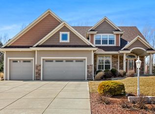 W351N5789 Westshore Rd, Oconomowoc, WI 53066