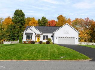 4 Colleen Ct, Wilton, NY 12831